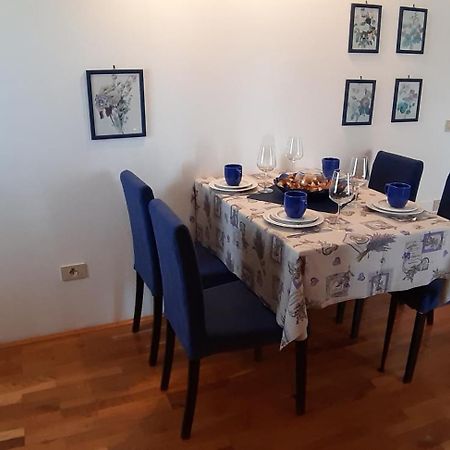 Galižana Apartments Demori מראה חיצוני תמונה