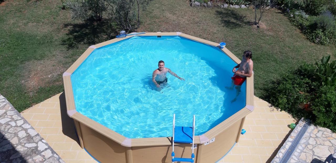 Galižana Apartments Demori מראה חיצוני תמונה