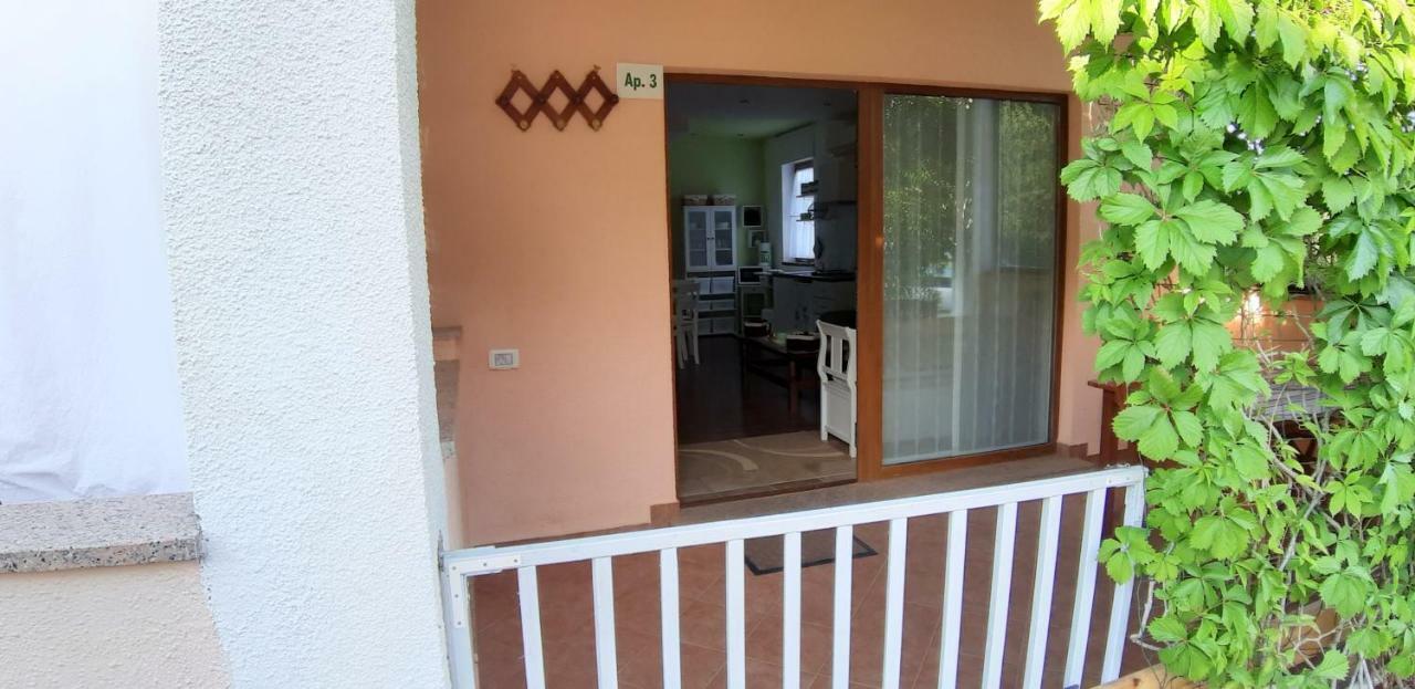 Galižana Apartments Demori מראה חיצוני תמונה