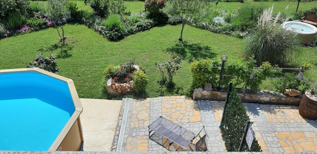 Galižana Apartments Demori מראה חיצוני תמונה